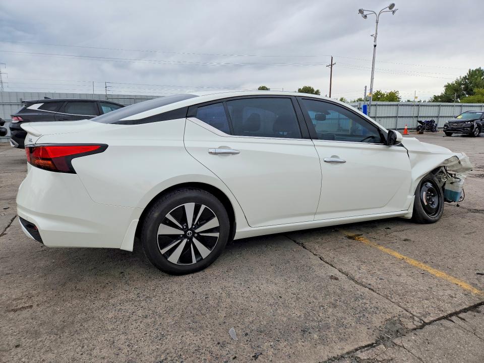 2019 Nissan Altima მანქანა იყიდება აუქციონზე, vin: 1N4BL4EW6KC133440, აუქციონის ნომერი: 70556056
