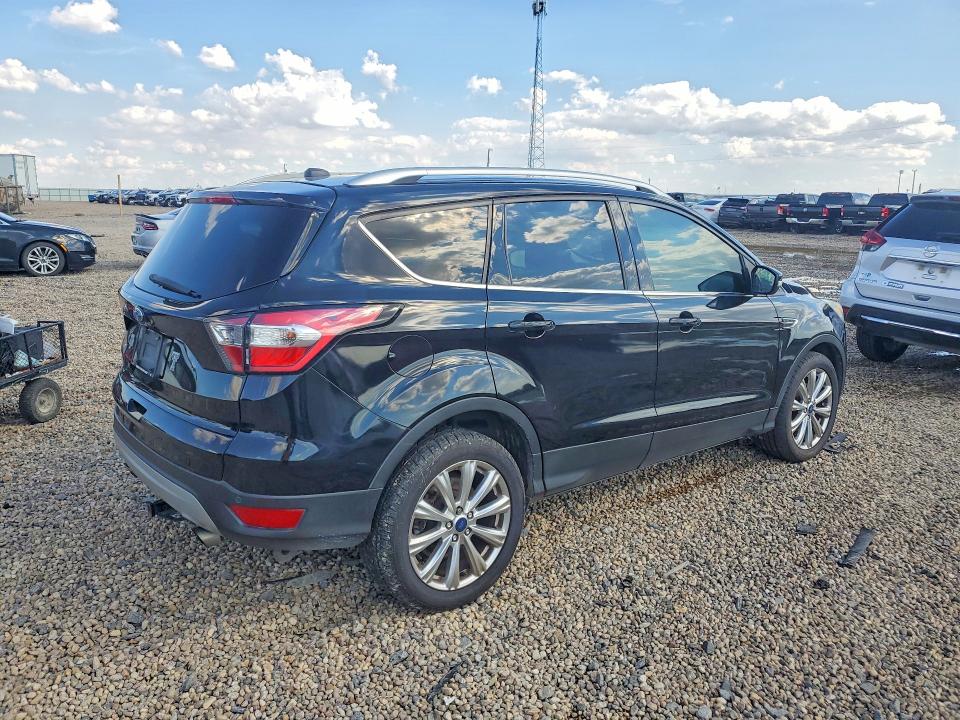 Продаж на аукціоні авто 2017 Ford Escape, vin: 1FMCU0JD8HUA93238, номер лоту: 69906626