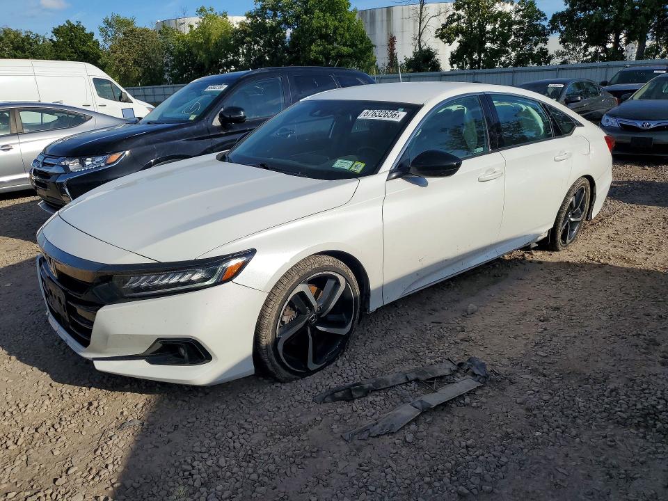 Продажа на аукционе авто 2022 Honda Accord, vin: 1HGCV1F38NA116393, номер лота: 67632656