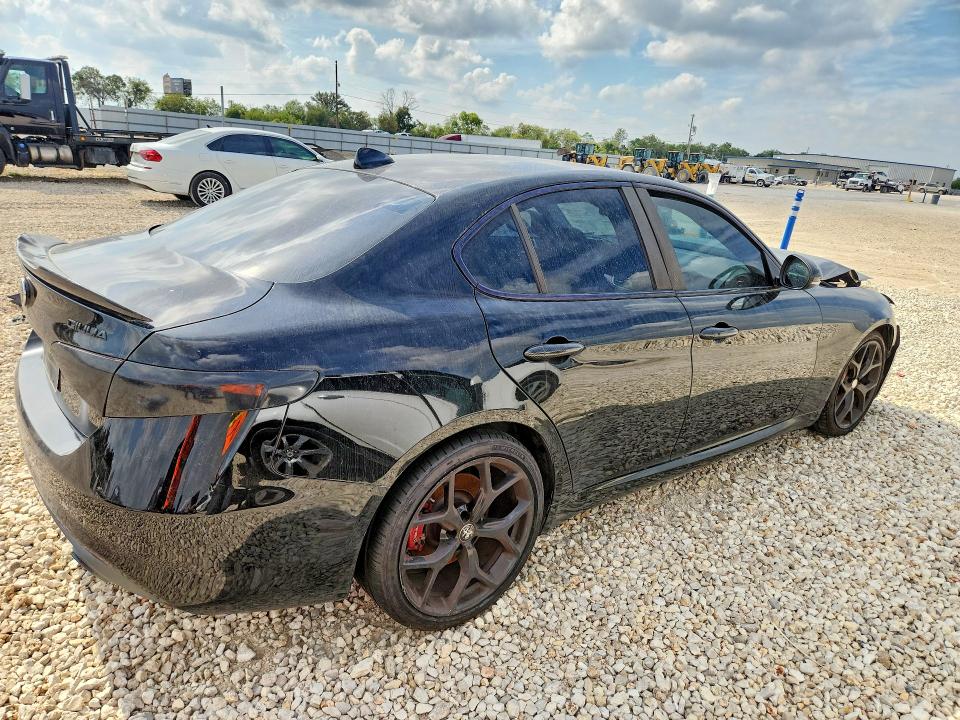 70189796 :رقم المزاد ، ZARFAMAN5K7621176 vin ، 2019 Alfa Romeo Giulia مزاد بيع