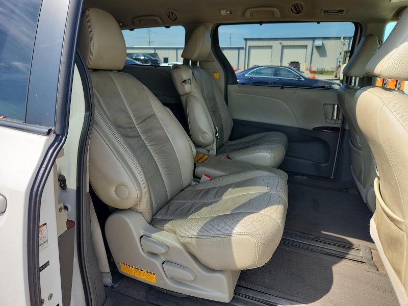Aukcja sprzedaży 2011 Toyota Sienna, vin: 5TDYK3DC4BS117843, numer aukcji: 67208526