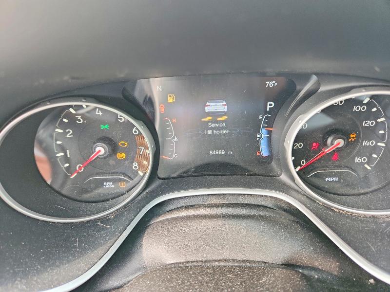 67393046 :رقم المزاد ، 3C4NJDABXJT344790 vin ، 2018 Jeep Compass مزاد بيع