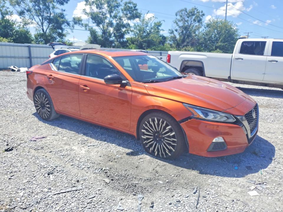 69298346 :رقم المزاد ، 1N4BL4CV9MN351728 vin ، 2021 Nissan Altima مزاد بيع