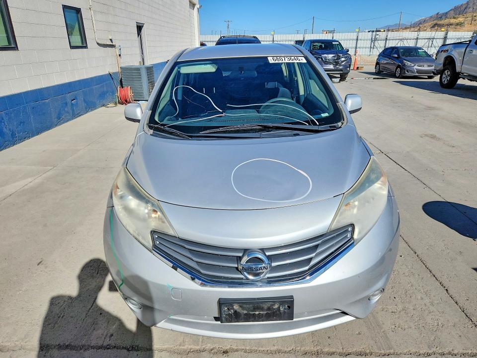 2014 Nissan Versa Note მანქანა იყიდება აუქციონზე, vin: 3N1CE2CP1EL352925, აუქციონის ნომერი: 68073646