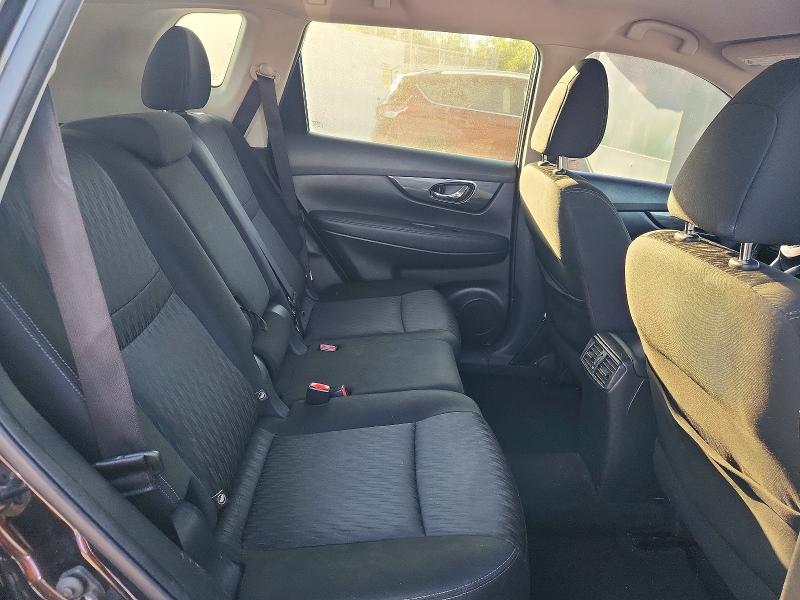 67122566 :رقم المزاد ، KNMAT2MV9HP544061 vin ، 2017 Nissan Rogue مزاد بيع