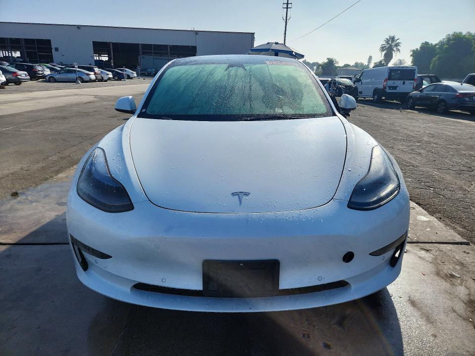 2022 Tesla Model 3 მანქანა იყიდება აუქციონზე, vin: 5YJ3E1EAXNF304550, აუქციონის ნომერი: 70564586