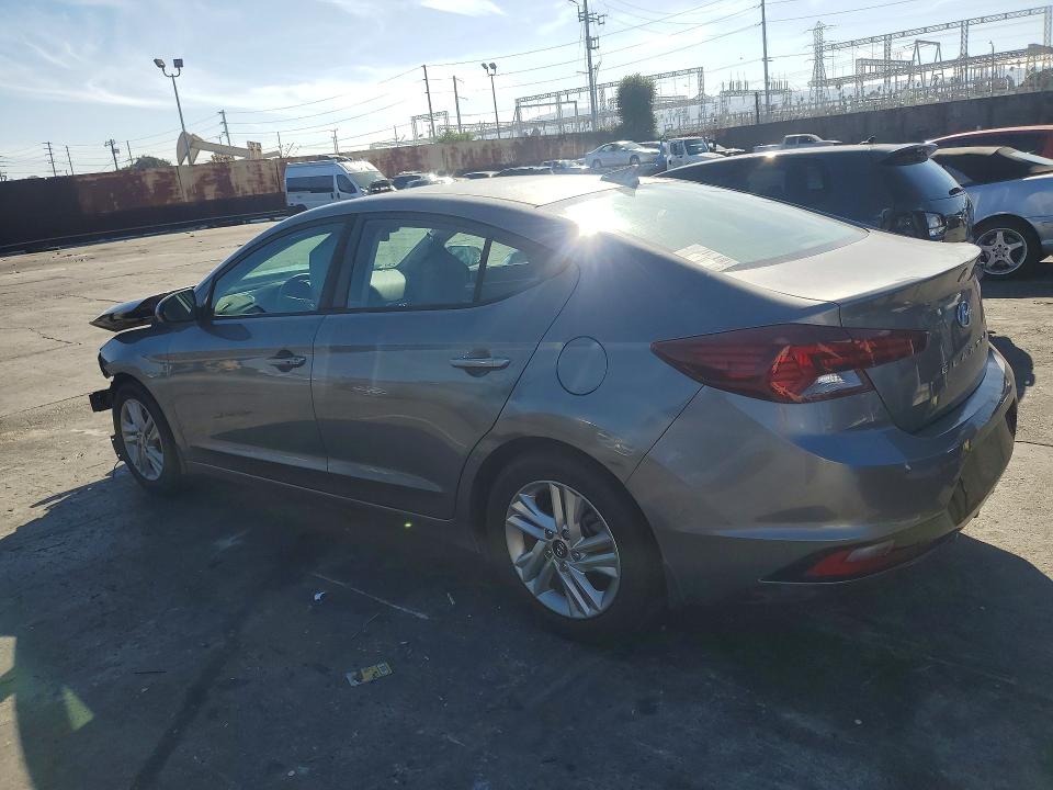 70672096 :رقم المزاد ، 5NPD84LF1LH505411 vin ، 2020 Hyundai Elantra مزاد بيع