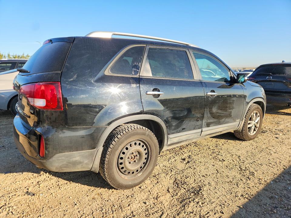 69392716 :رقم المزاد ، 5XYKTDA76FG614721 vin ، 2015 Kia Sorento مزاد بيع