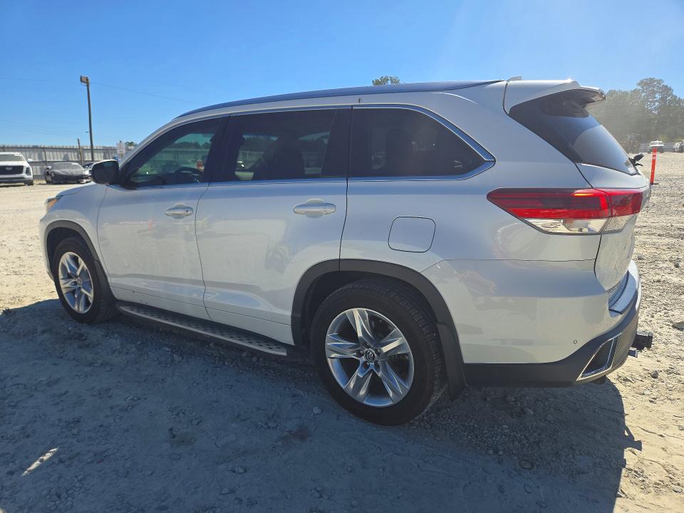 71146666 :رقم المزاد ، 5TDYZRFHXHS195320 vin ، 2017 Toyota Highlander مزاد بيع