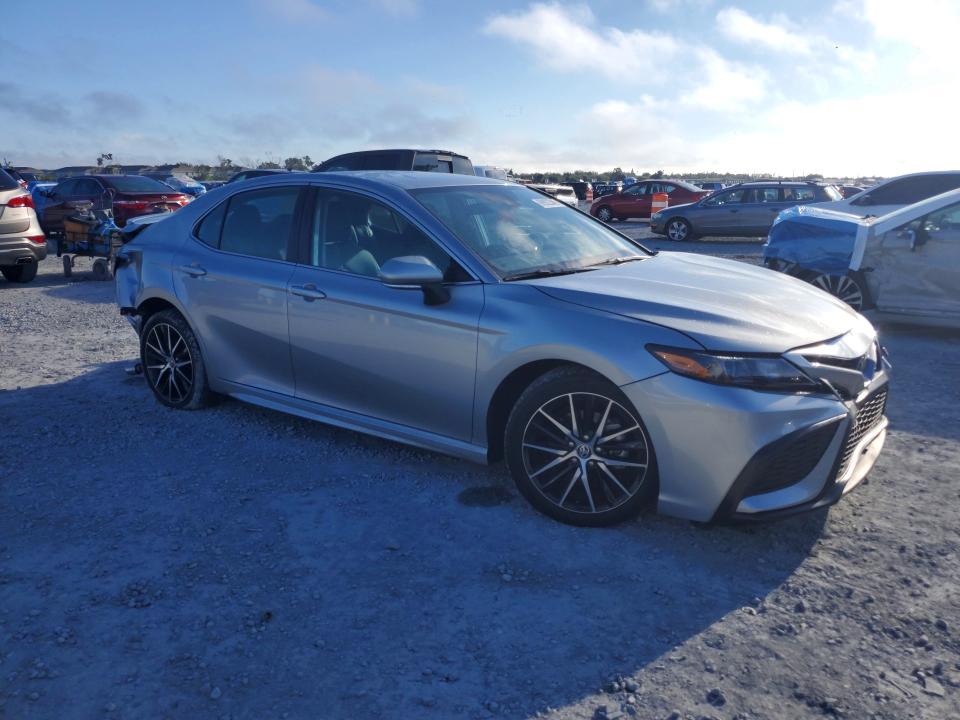 Продажа на аукционе авто 2023 Toyota Camry, vin: 4T1G11AK0PU839534, номер лота: 69922346