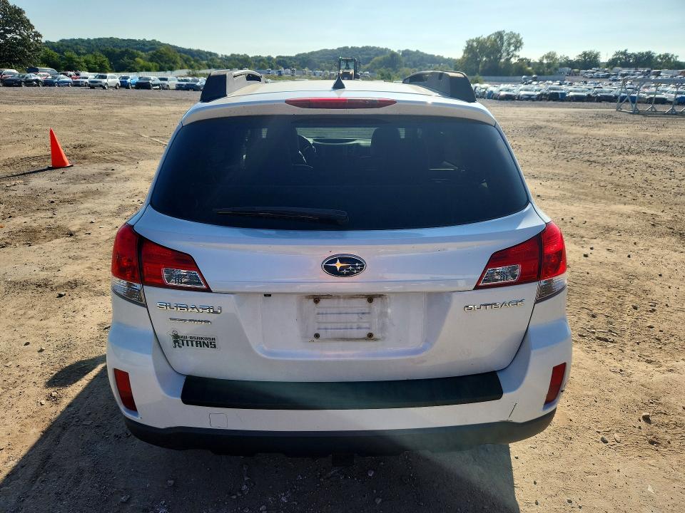 2014 Subaru Outback მანქანა იყიდება აუქციონზე, vin: 4S4BRCMC2E3208046, აუქციონის ნომერი: 68562786