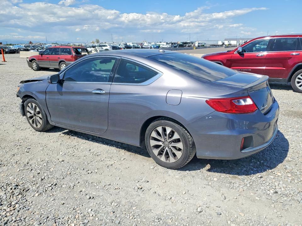 2013 Honda Accord მანქანა იყიდება აუქციონზე, vin: 1HGCT1B81DA017629, აუქციონის ნომერი: 65554656