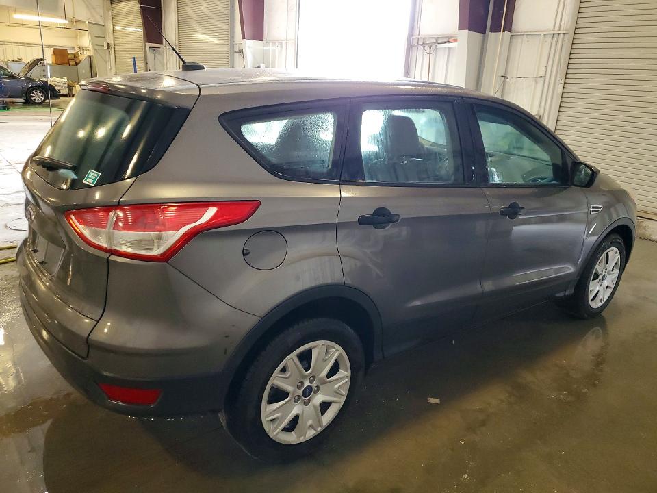 2013 Ford Escape მანქანა იყიდება აუქციონზე, vin: 1FMCU0F74DUD69749, აუქციონის ნომერი: 70451386