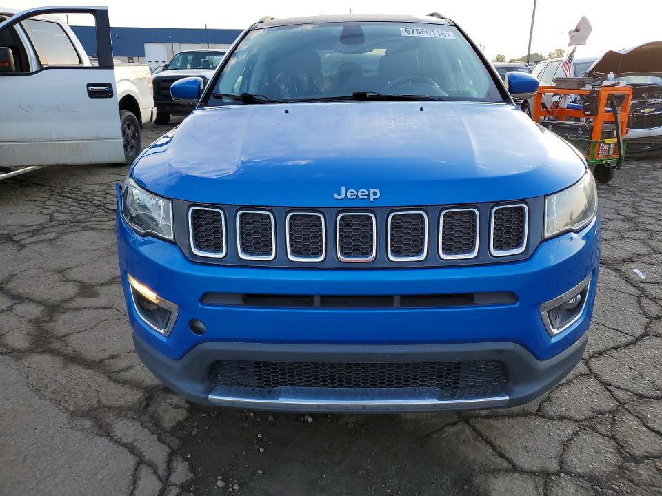 2018 Jeep Compass მანქანა იყიდება აუქციონზე, vin: 3C4NJDCB4JT470334, აუქციონის ნომერი: 67556116