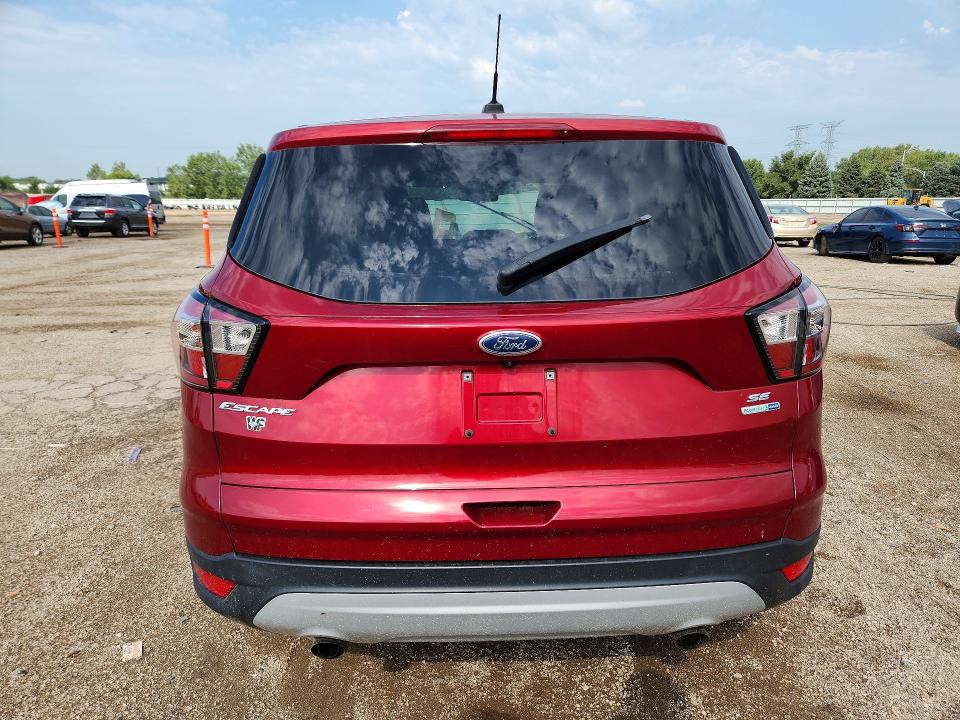 2017 Ford Escape მანქანა იყიდება აუქციონზე, vin: 1FMCU9GD8HUB86580, აუქციონის ნომერი: 67141236