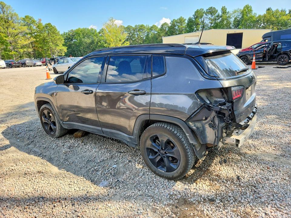 67845606 :رقم المزاد ، 3C4NJDBB6JT304155 vin ، 2018 Jeep Compass مزاد بيع