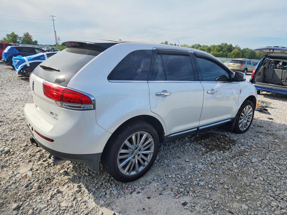 Продажа на аукционе авто 2011 Lincoln Mkx, vin: 2LMDJ8JK8BBJ05027, номер лота: 68737756