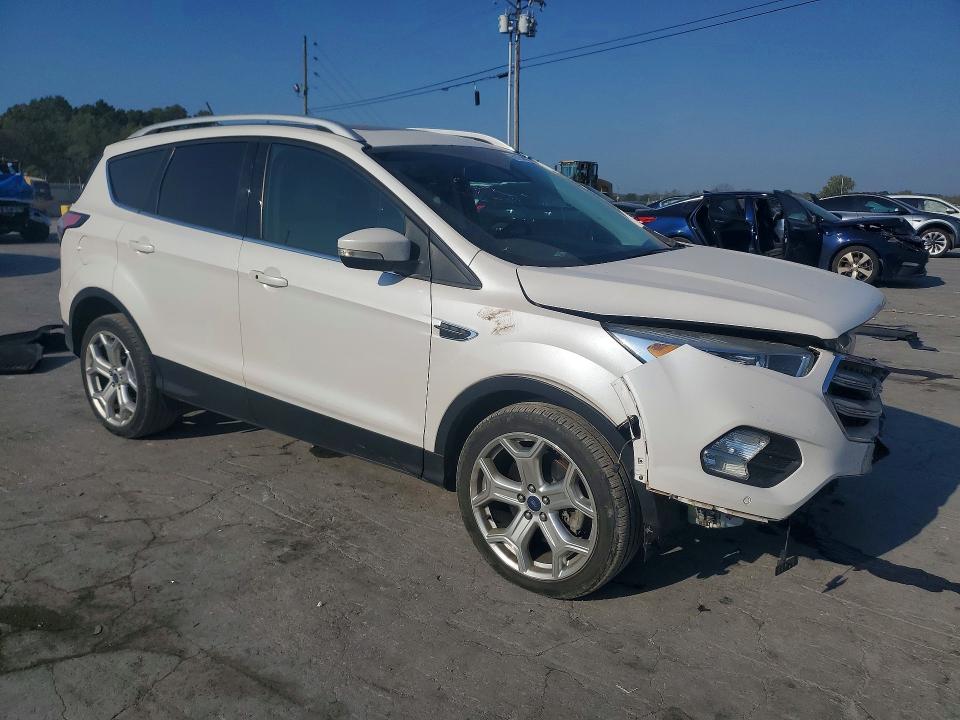 Продажа на аукционе авто 2018 Ford Escape, vin: 1FMCU9J90JUB36055, номер лота: 69154086
