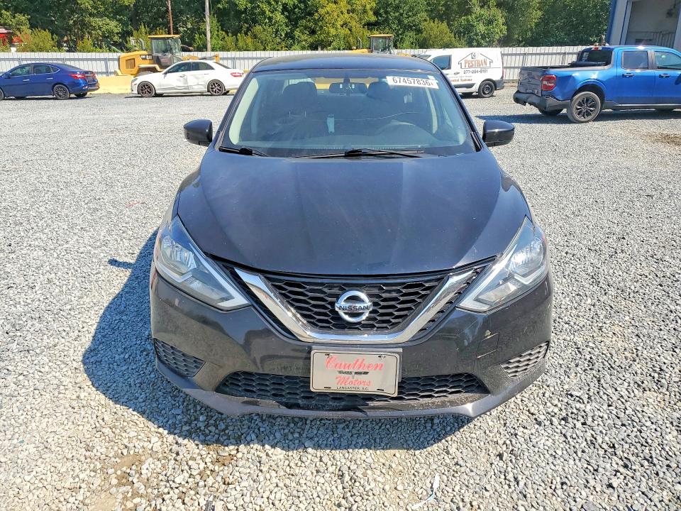 2017 Nissan Sentra მანქანა იყიდება აუქციონზე, vin: 3N1AB7APXHY386241, აუქციონის ნომერი: 67457836