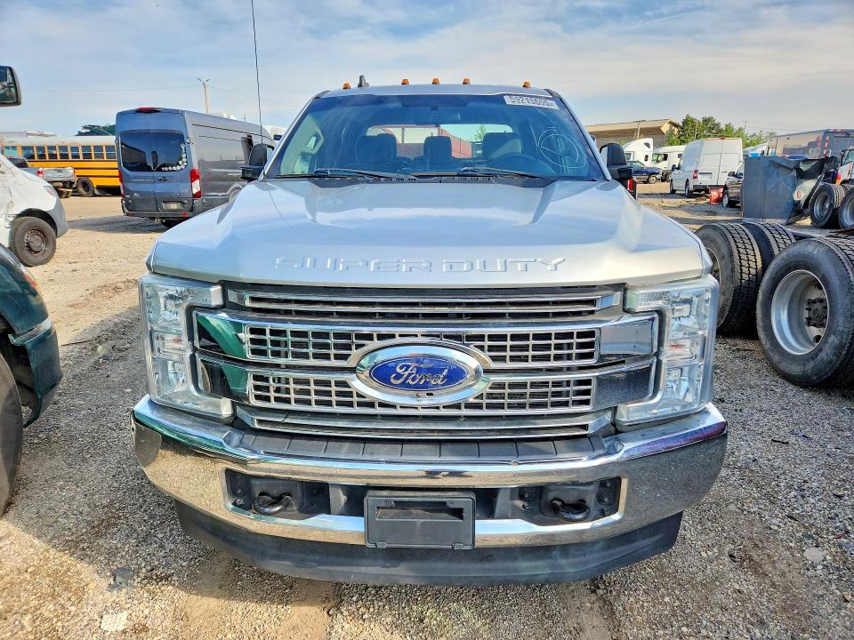 Продажа на аукционе авто 2019 Ford F350, vin: 1FT8W3DT3KEE72318, номер лота: 68203026