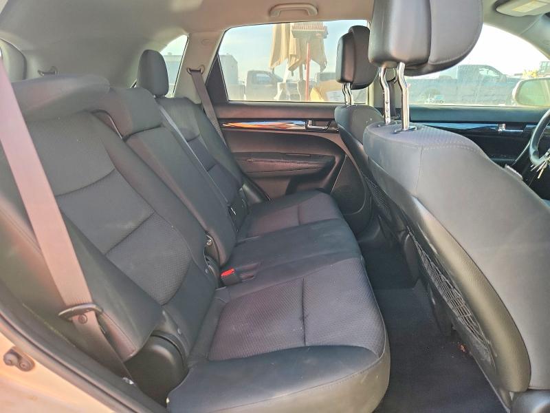 2011 Kia Sorento მანქანა იყიდება აუქციონზე, vin: 5XYKTDA29BG096036, აუქციონის ნომერი: 69343636