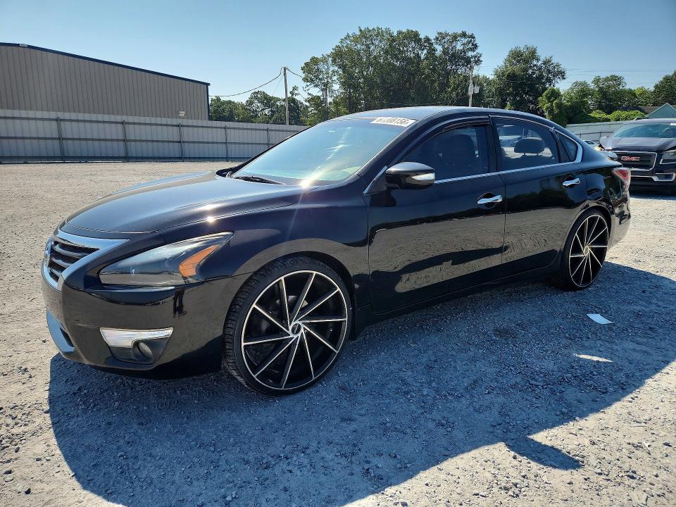 67208156 :رقم المزاد ، 1N4AL3AP8FN346128 vin ، 2015 Nissan Altima مزاد بيع
