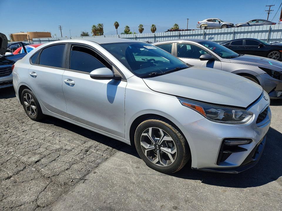 67747956 :رقم المزاد ، 3KPF24AD2LE192983 vin ، 2020 Kia Forte مزاد بيع