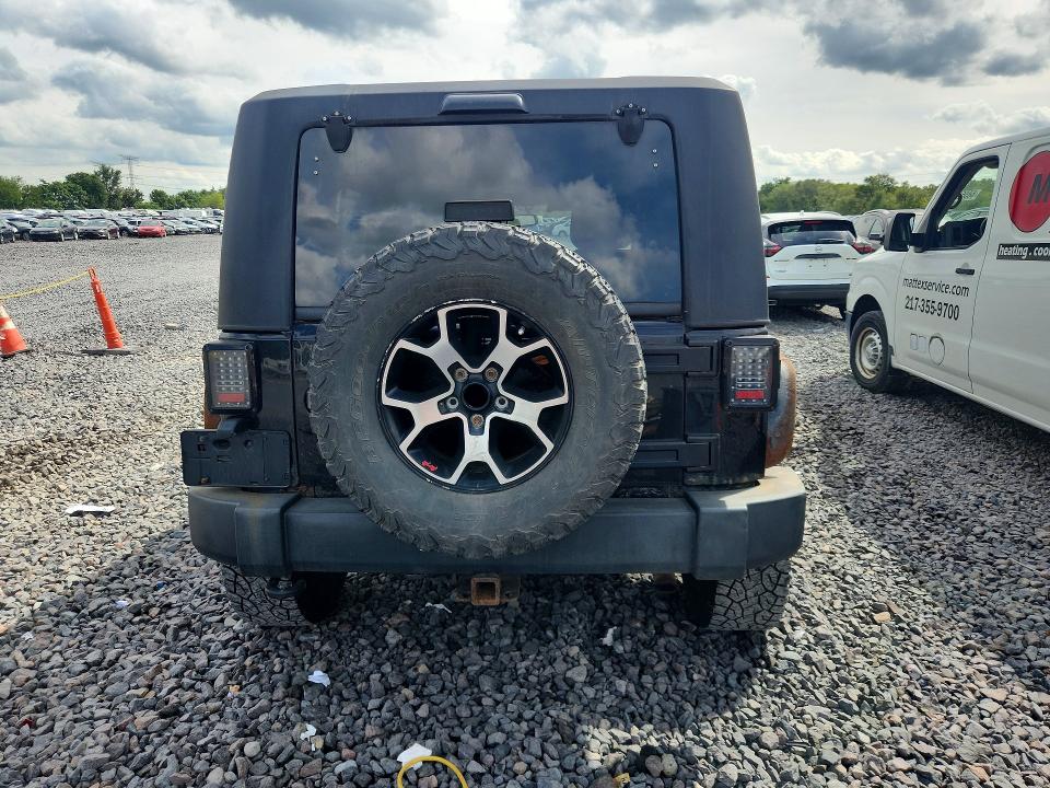 68680896 :رقم المزاد ، 1C4BJWFG7EL145104 vin ، 2014 Jeep Wrangler Unlimited مزاد بيع
