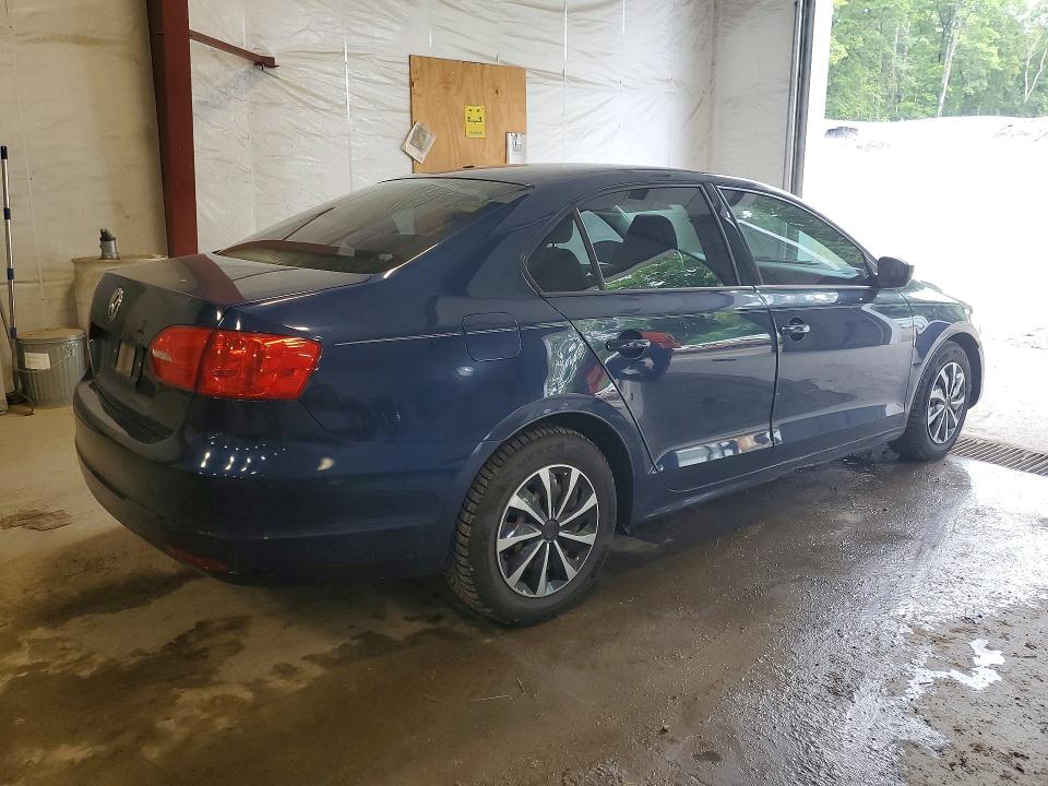 67627106 :رقم المزاد ، 3VW2K7AJ0DM267643 vin ، 2013 Volkswagen Jetta مزاد بيع