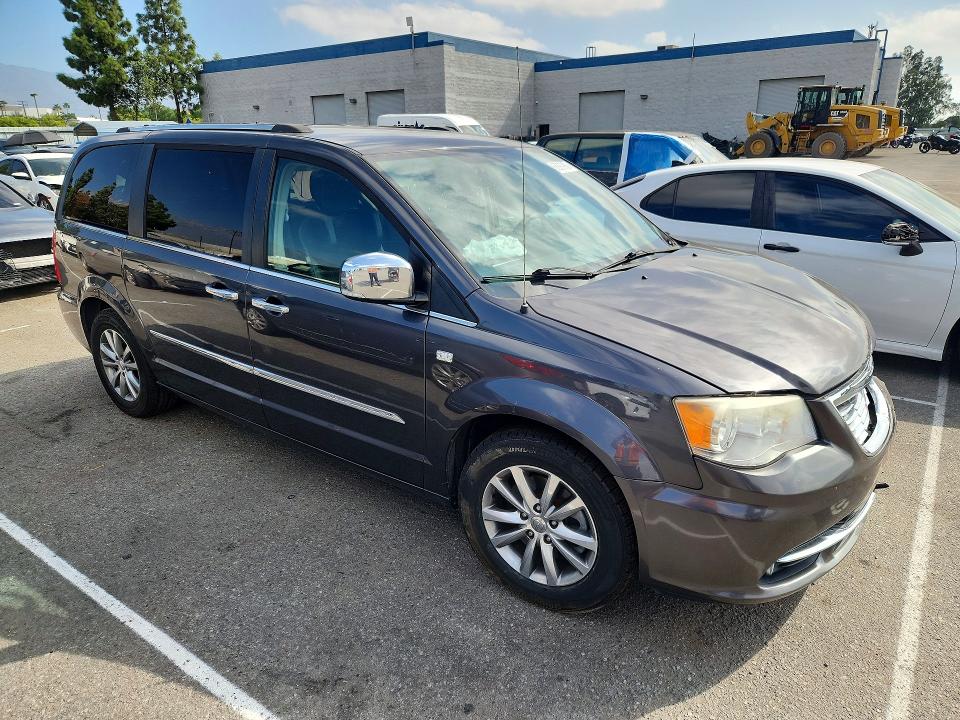 Продажа на аукционе авто 2014 Chrysler Town & Country, vin: 2C4RC1CG2ER420059, номер лота: 68997956