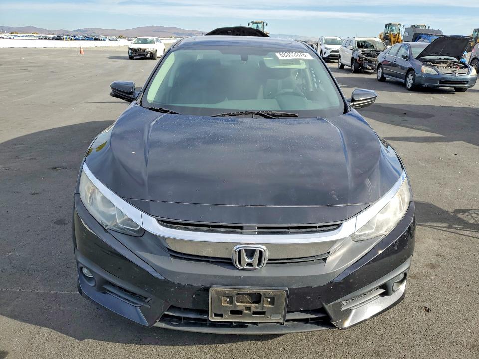 Продаж на аукціоні авто 2017 Honda Civic, vin: 19XFC1F39HE205585, номер лоту: 68303376