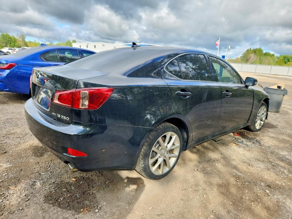 Продажа на аукционе авто 2011 Lexus Is, vin: JTHCF5C26B2035122, номер лота: 68421206