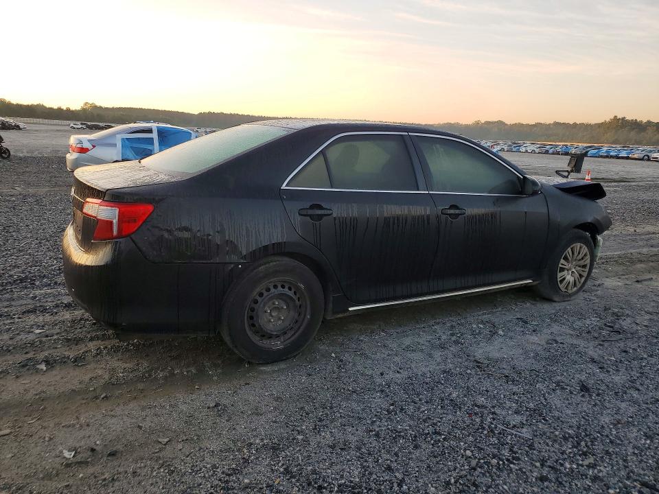 68433376 :رقم المزاد ، 4T1BF1FKXCU096010 vin ، 2012 Toyota Camry مزاد بيع