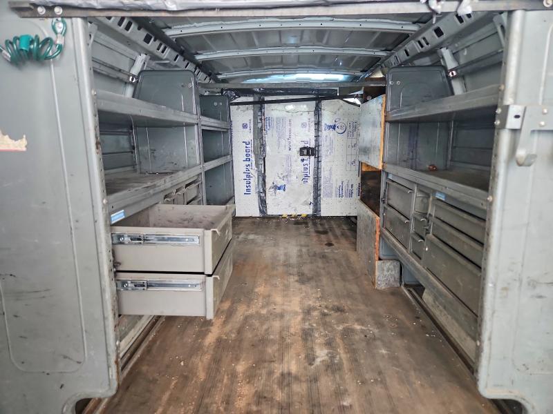 70832246 :رقم المزاد ، 1GCWGGBAXE1105926 vin ، 2014 Chevrolet Express G2500 مزاد بيع