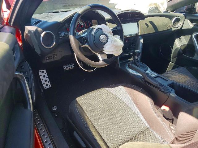 70024976 :رقم المزاد ، JF1ZNAA11H8704412 vin ، 2017 Toyota 86 مزاد بيع