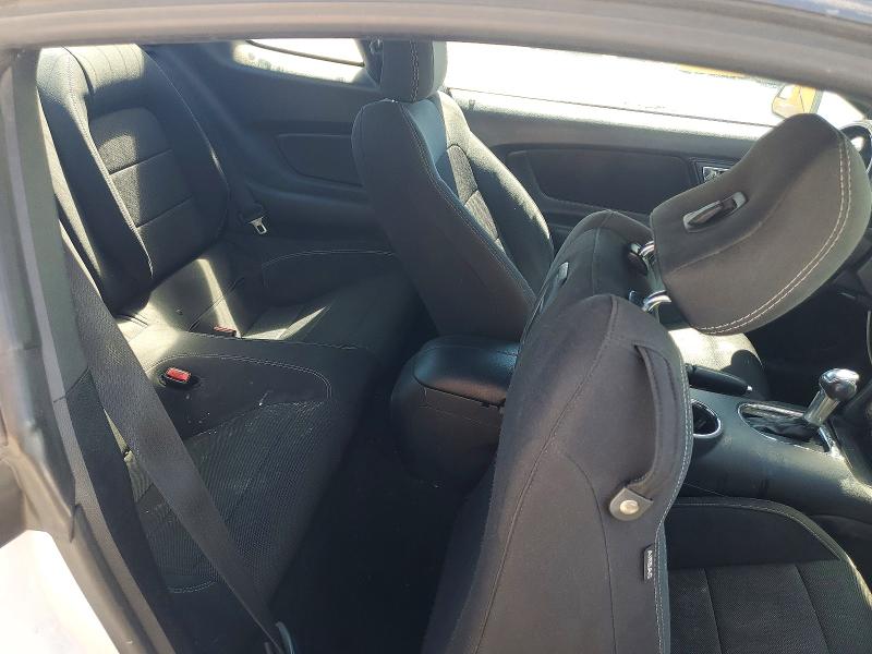 67386076 :رقم المزاد ، 1FA6P8AM4G5273497 vin ، 2016 Ford Mustang مزاد بيع