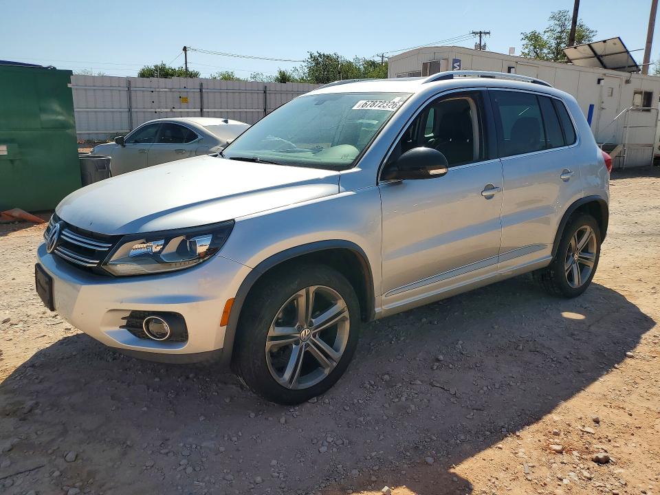 2017 Volkswagen Tiguan მანქანა იყიდება აუქციონზე, vin: WVGUV7AX4HK018357, აუქციონის ნომერი: 67872326