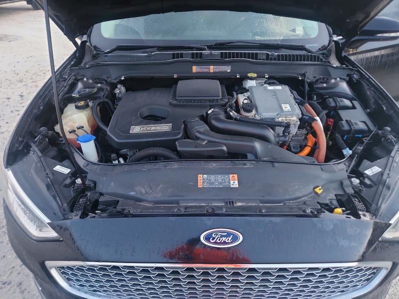 68075386 :رقم المزاد ، 3FA6P0RU6KR110653 vin ، 2019 Ford Fusion مزاد بيع
