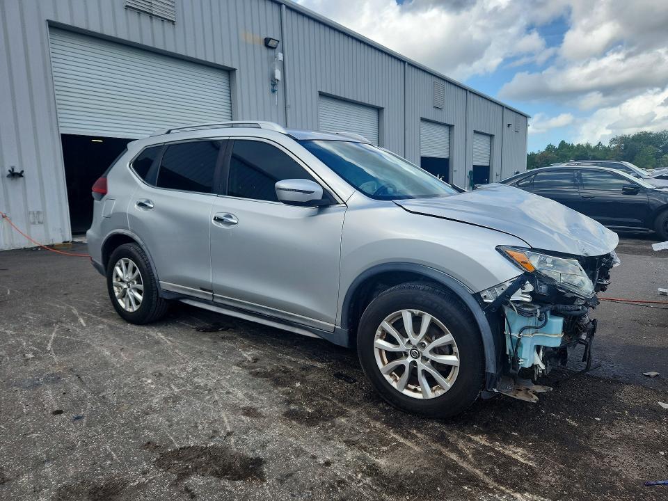 2018 Nissan Rogue მანქანა იყიდება აუქციონზე, vin: KNMAT2MT2JP592523, აუქციონის ნომერი: 68916106
