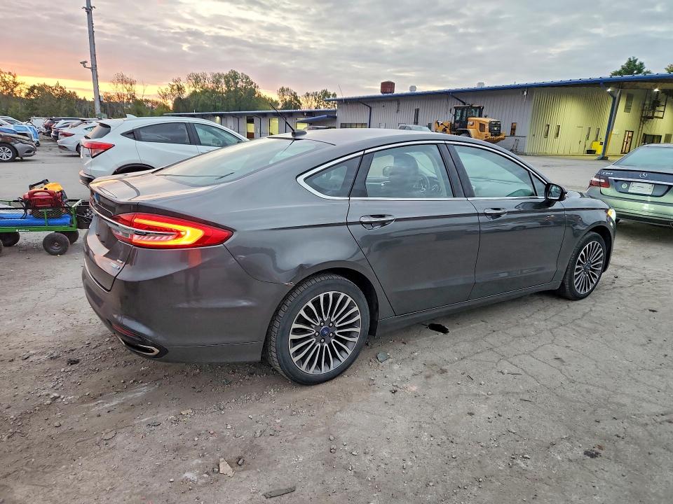 68312876 :رقم المزاد ، 3FA6P0T90JR264293 vin ، 2018 Ford Fusion مزاد بيع