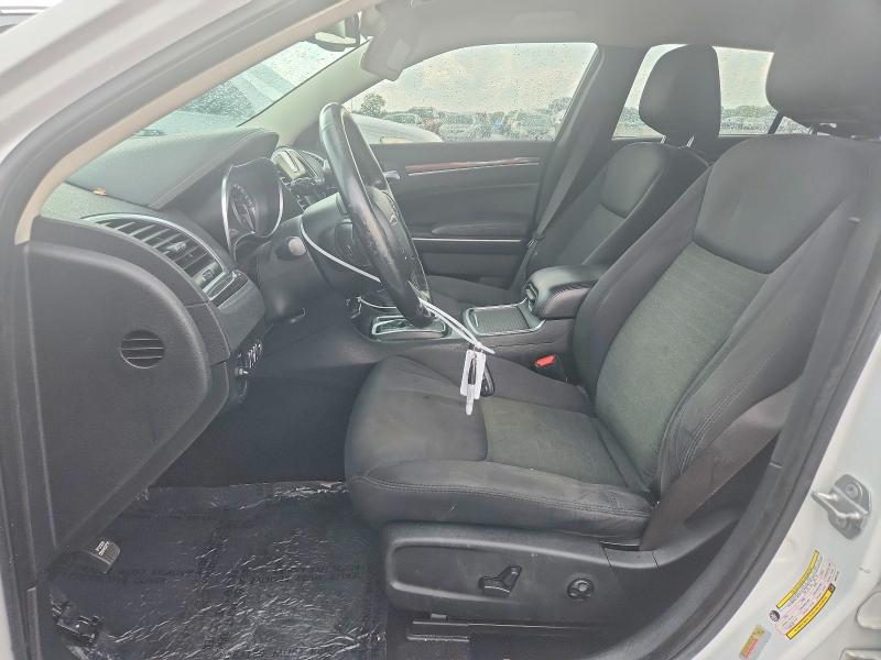 68179406 :رقم المزاد ، 2C3CCAAG6KH612129 vin ، 2019 Chrysler 300 مزاد بيع