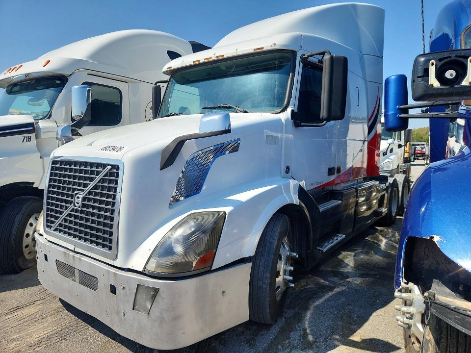 Aukcja sprzedaży 2007 Volvo Vn, vin: 4V4NC9GH47N453746, numer aukcji: 69579476