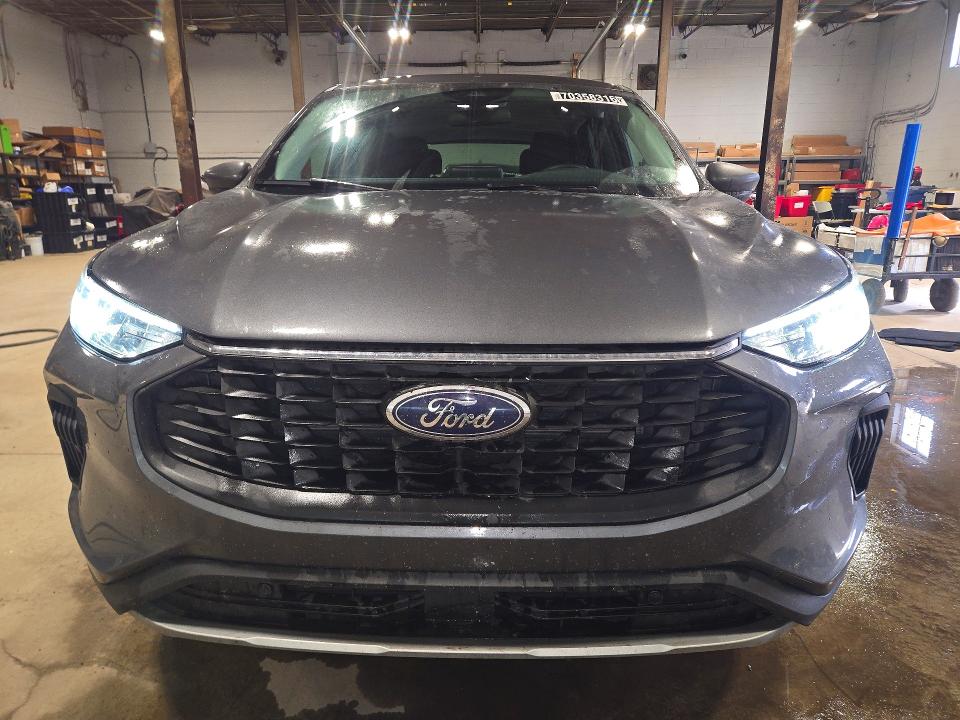 2025 Ford Escape მანქანა იყიდება აუქციონზე, vin: 1FMCU9GN2SUB05749, აუქციონის ნომერი: 70358316