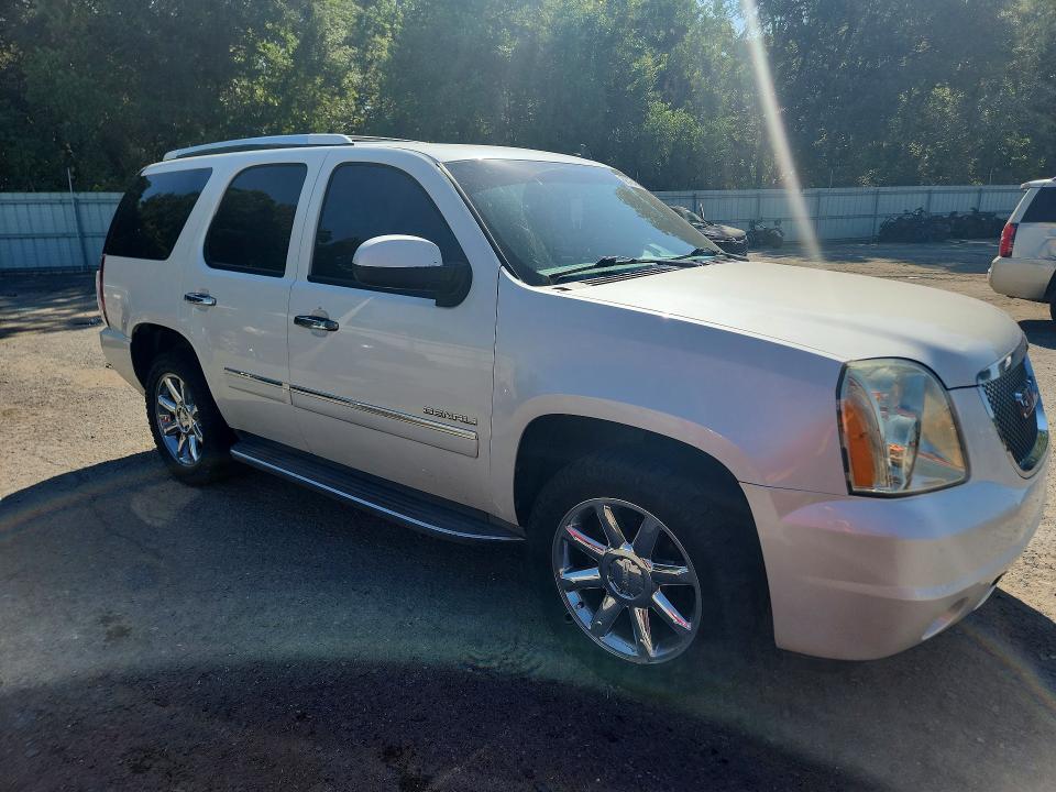 68784656 :رقم المزاد ، 1GKS1EEF7BR255022 vin ، 2011 Gmc Yukon مزاد بيع