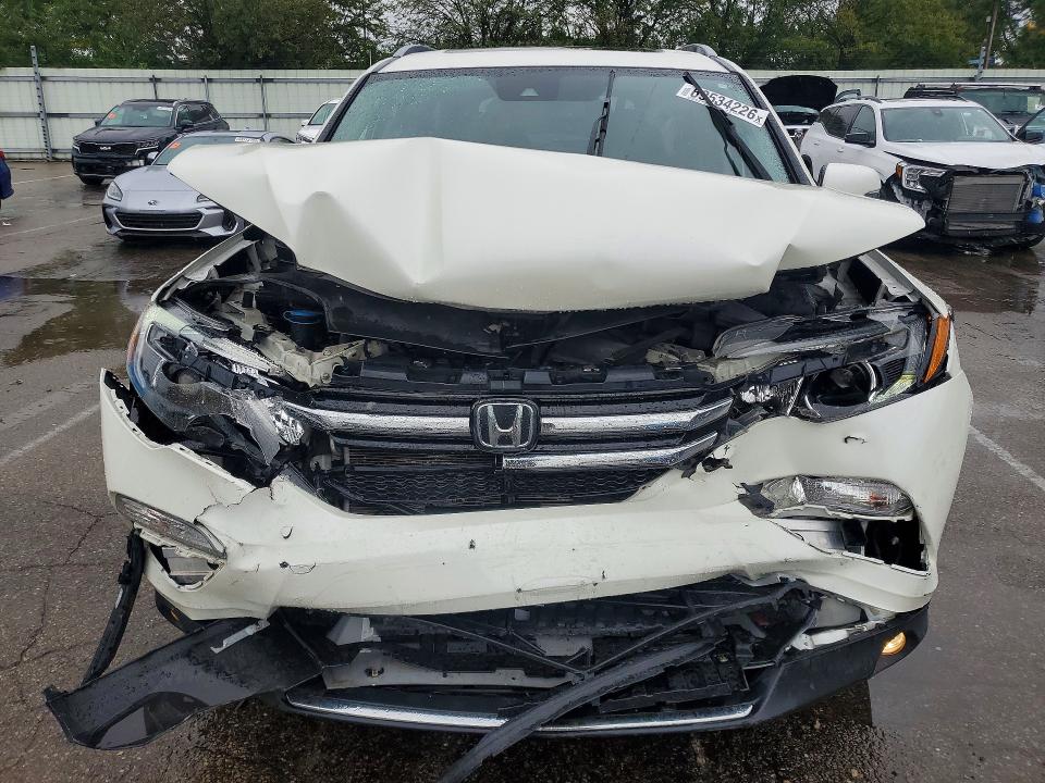 Продаж на аукціоні авто 2017 Honda Pilot, vin: 5FNYF6H95HB017929, номер лоту: 69534226