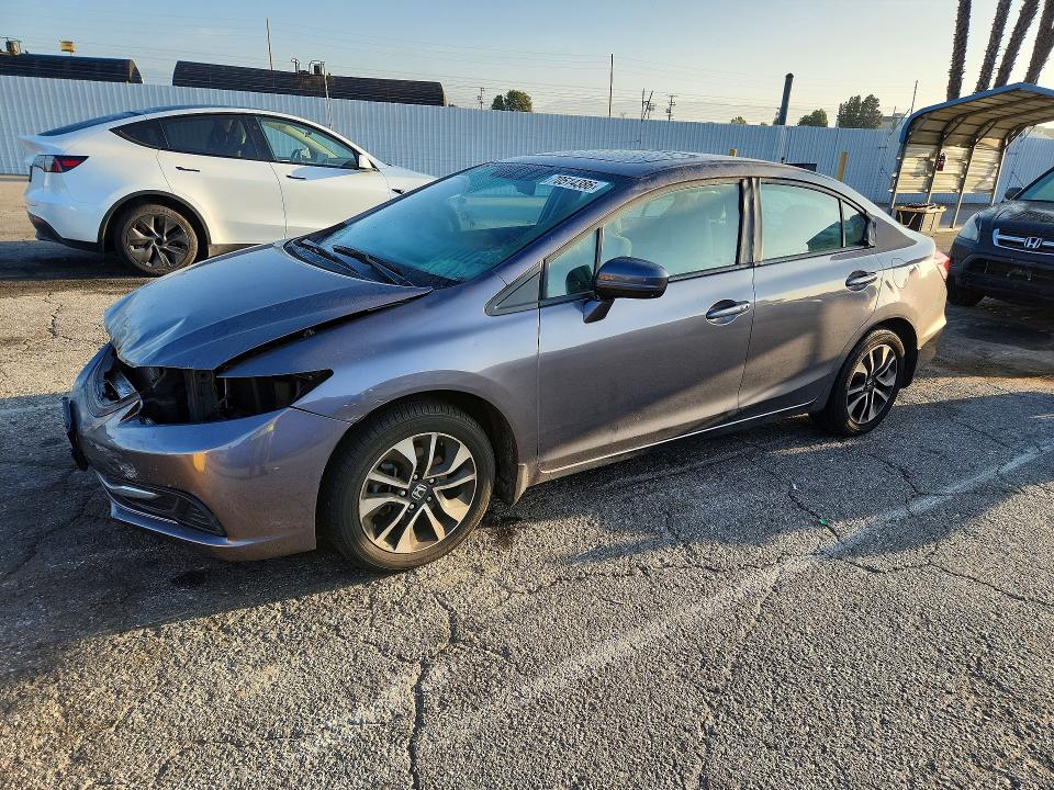 2015 Honda Civic მანქანა იყიდება აუქციონზე, vin: 19XFB2F8XFE098418, აუქციონის ნომერი: 70514386