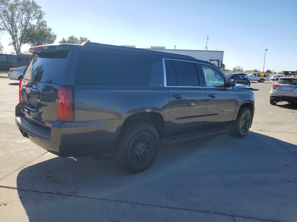 71042346 :رقم المزاد ، 1GNSCGEC3GR372005 vin ، 2016 Chevrolet Suburban مزاد بيع