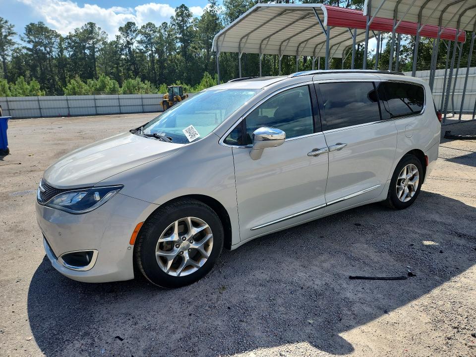 Продажа на аукционе авто 2017 Chrysler Pacifica, vin: 2C4RC1GG3HR705481, номер лота: 69844646