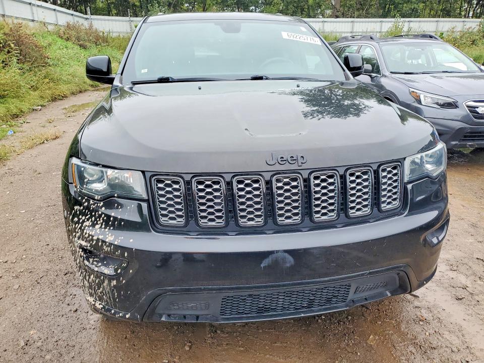 69225776 :رقم المزاد ، 1C4RJFAG1JC348103 vin ، 2018 Jeep Grand Cherokee مزاد بيع