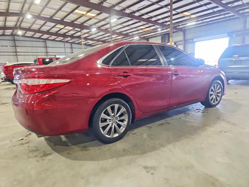 68061076 :رقم المزاد ، 4T1BF1FK3HU730796 vin ، 2017 Toyota Camry مزاد بيع